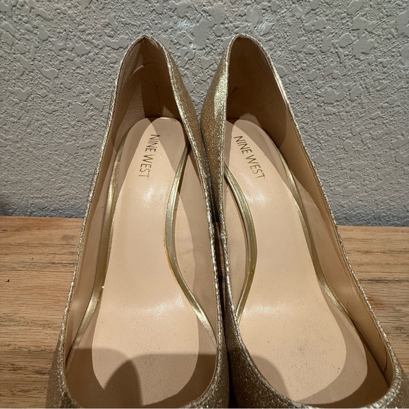 Nine West Gold‎ Jackpot Pumps Heels Size 8 - Picture 8 of 8